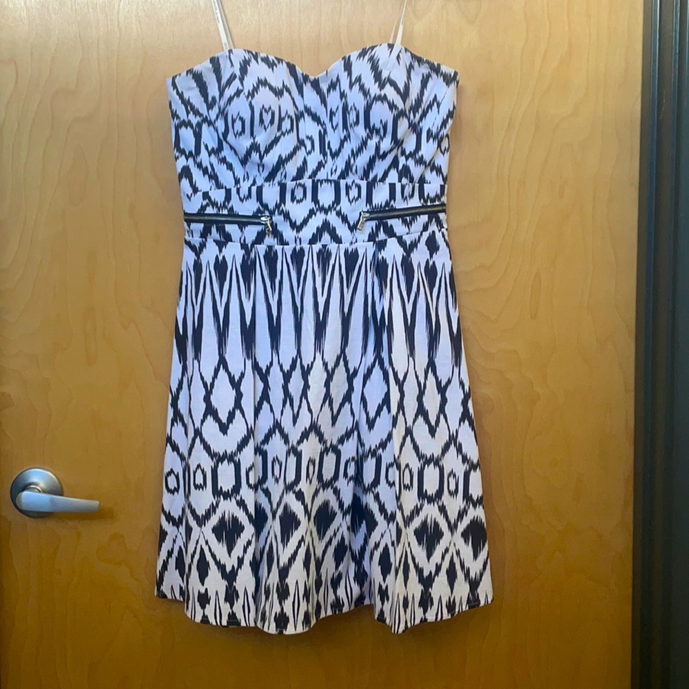 Guess strapless dress